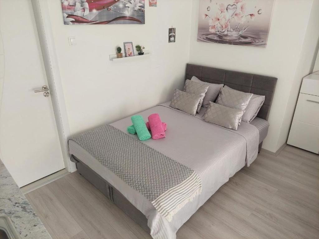 City Lux Square Apartment Skopje Ngoại thất bức ảnh
